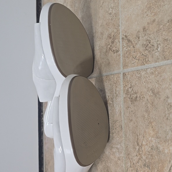 Nine West Women's Sling Back Peep Toe White Heels 7 - Picture 3 of 7